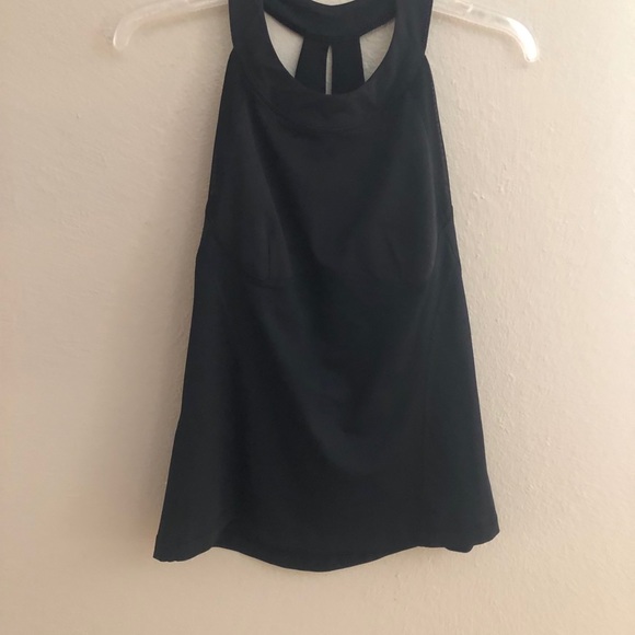 Workout top - Picture 2 of 2